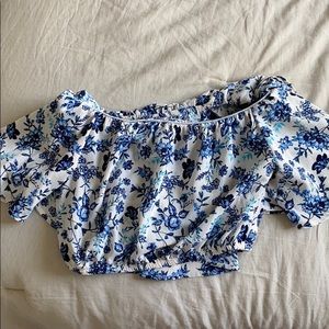 NEW Floral top